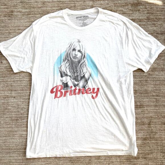 Britney Spears 2007 White T-Shirt 2XL Y2K 2010s Crewneck Women's / Unisex - Picture 1 of 6